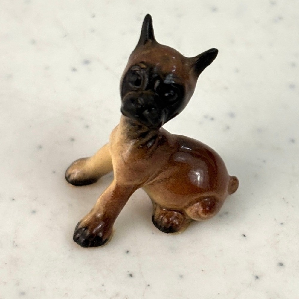 Vintage Hagen Renaker Miniature Boxer Puppy Dog Ceramic Figurine 1.25"
